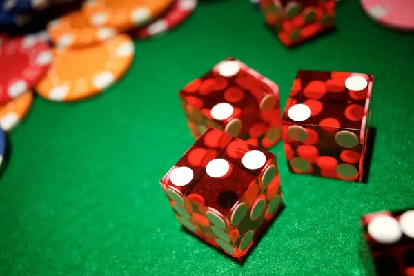 kakekjp login mobile app home screen showing slot tournaments and live dealers